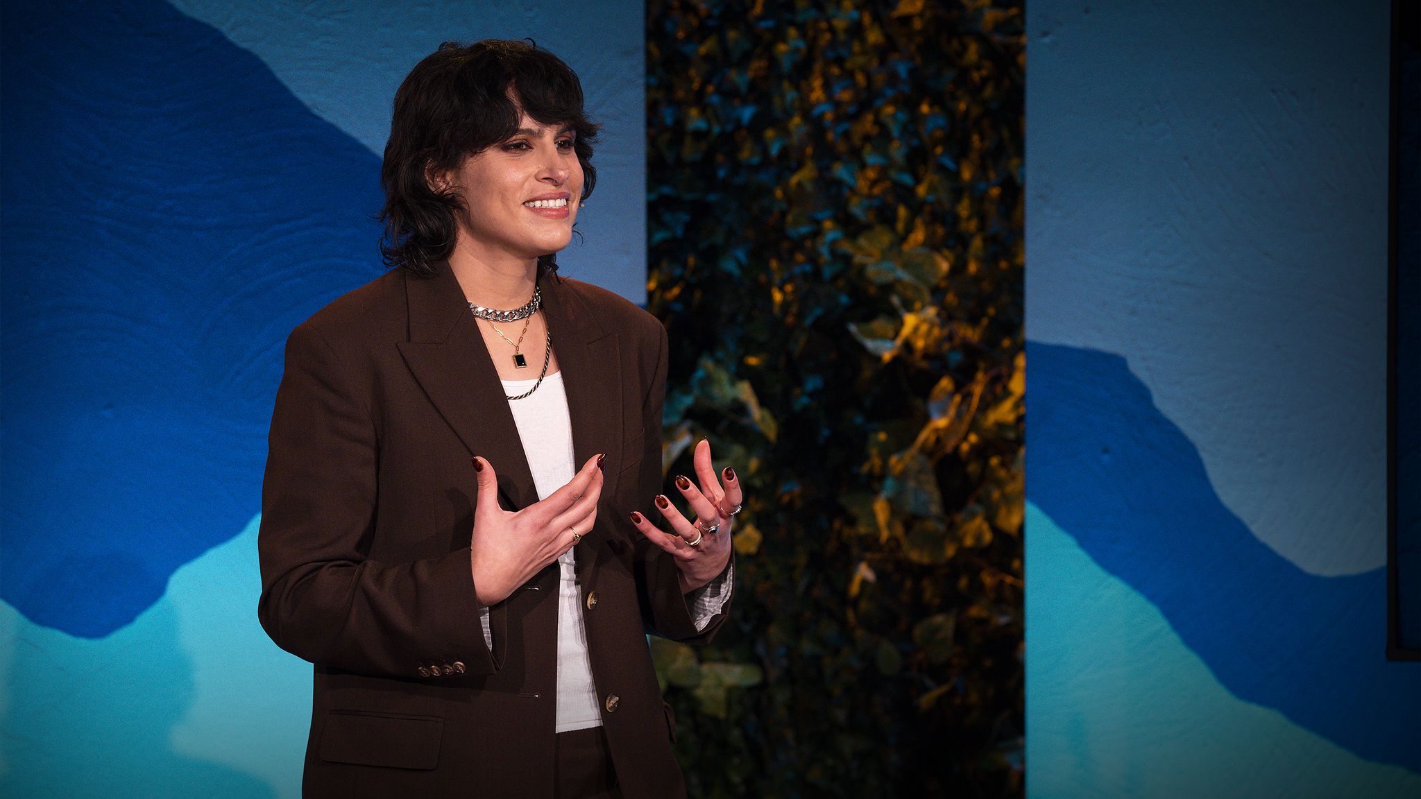 Akhavan Desiree Akhavan: Why you should disappoint your parents | TED Talk