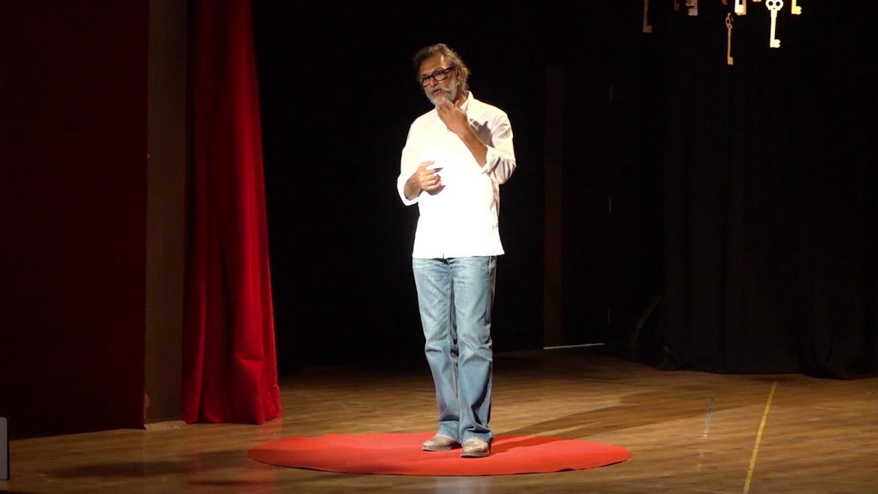 Rakeysh Omprakash Mehra: I am the box | TED Talk