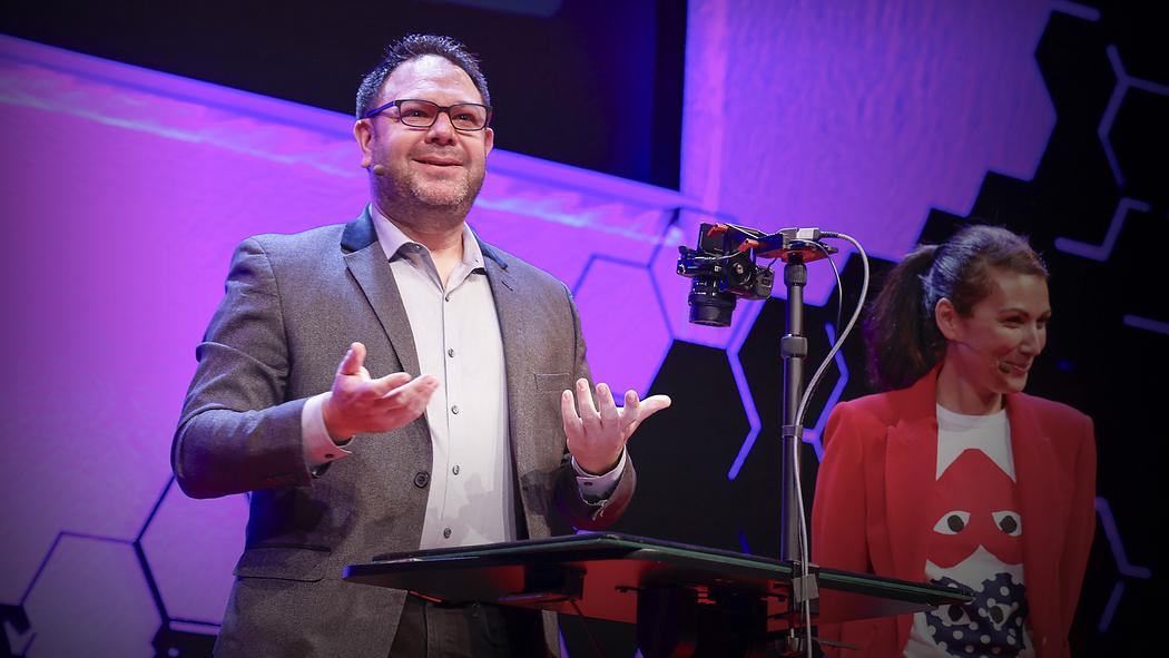 Bob Strong Robert Strong: AI Jeopardy with a magic twist | TED Talk
